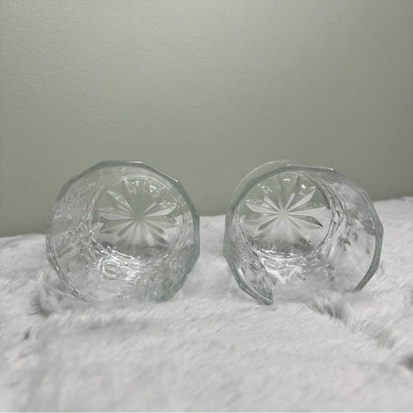 Double Old Fashioned Textured Whiskey Shot Glasses Set Pair of 2 | 6 oz Tumblers - Picture 3 of 7